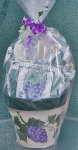 Extra Special Gifts Touched by Fantasy- Vineyard fantasy with matching potholders and oven mitt
